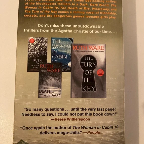 📚 (3/$15) The Lying Game' by Ruth Ware - Picture 2 of 3